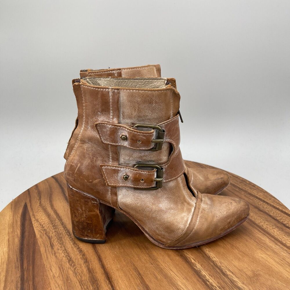 Freebird by Steven Joey Boots Womens Size 7 Brown Leather Taupe Booties Buckles